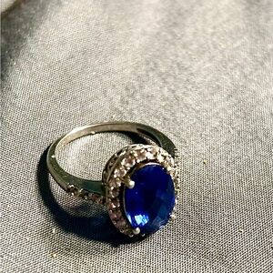 Silver Ring w Lab Created Oval Saphire Center Stone and Cubic Zirconia Accent